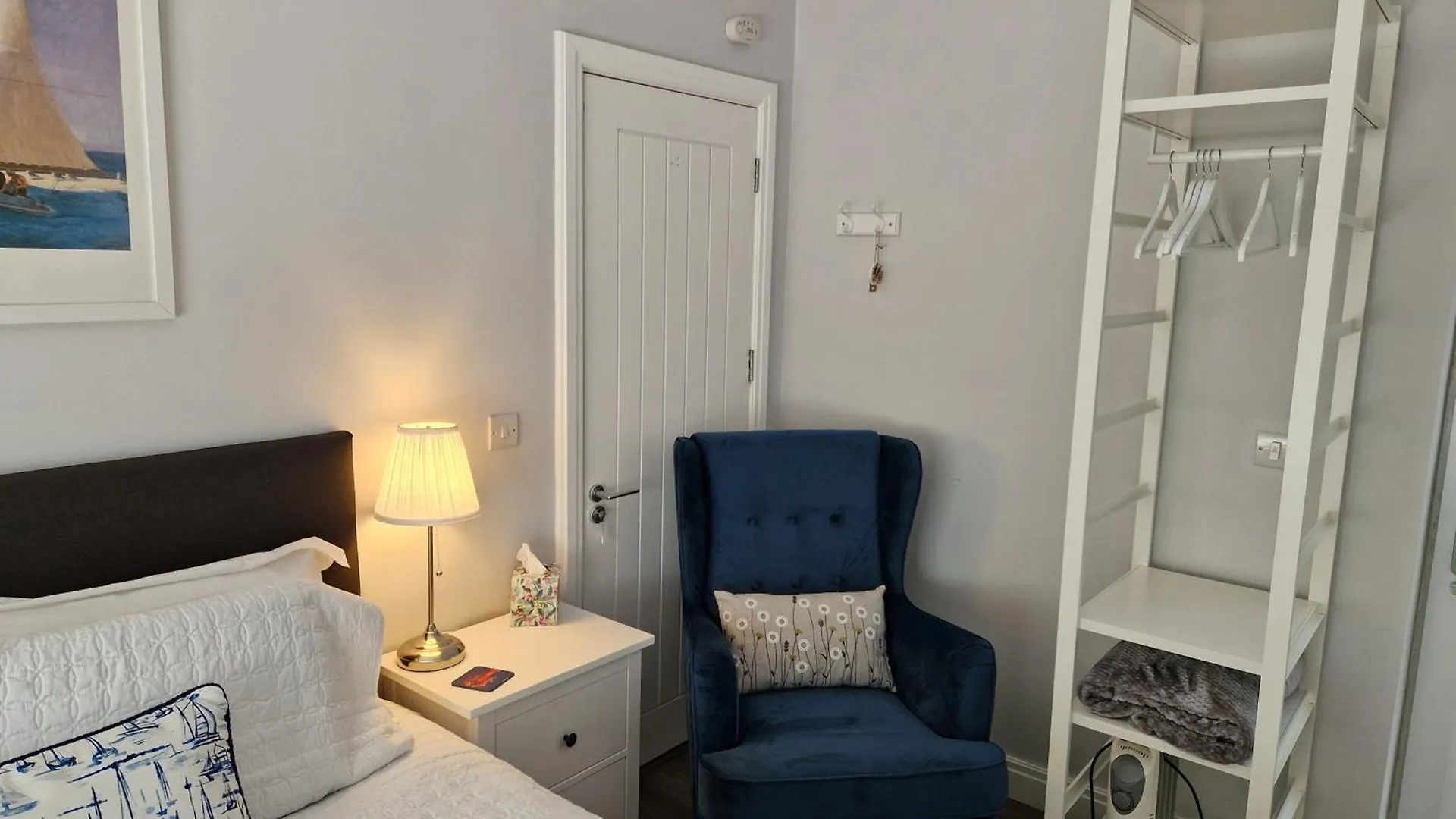 Room On Heath Park Cardiff